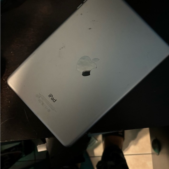 iPad mini - Picture 8 of 9